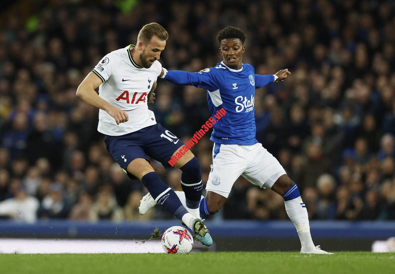 Soi kèo phạt góc Everton vs Tottenham, 19h30 ngày 3/2 - Ngoại Hạng Anh soi keo phat goc everton vs tottenham 19h30 ngay 3 2 ngoai hang anh 1